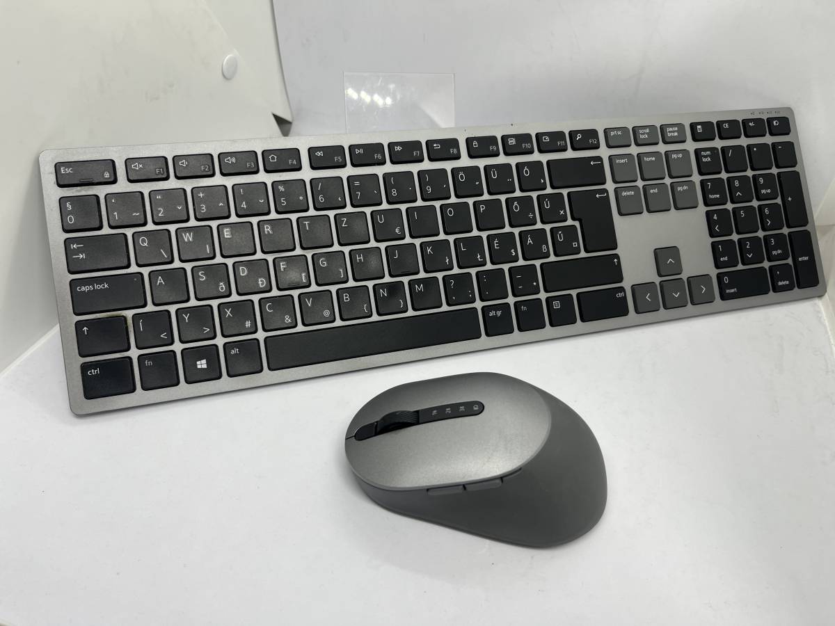 Dell Premier KM7321W Többcsatornás Bluetooth  vezeték nélküli billentyűzet + egér szett, Használt