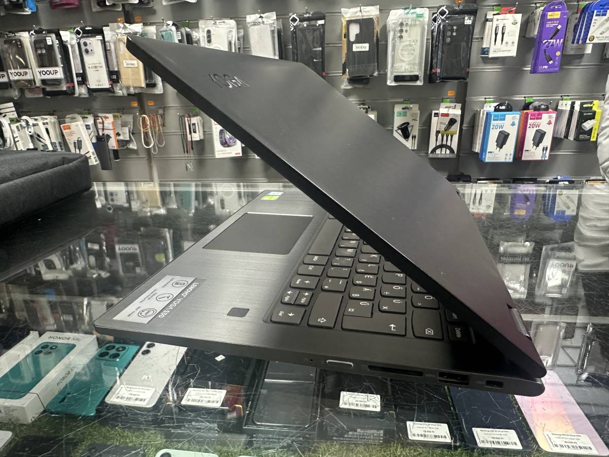 Lenovo Ideapad Yoga 530-14IKB 2in1 14" FHD &Eacute;rintőkijelző i5-8250U 8GB DDR4 , 480GB M.2 SSD Win11 Pro , &eacute;rintőceruz&aacute;val, FEL&Uacute;JITOTT notebook