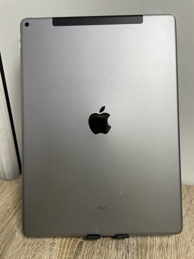 iPad Pro 12.9 1. Gen 2015 (Wi-Fi+Cellular 128GB Space Gray)