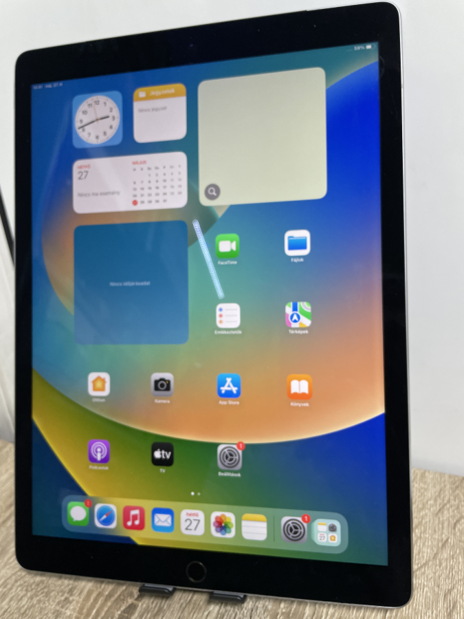 iPad Pro 12.9 1. Gen 2015 (Wi-Fi+Cellular 128GB Space Gray)