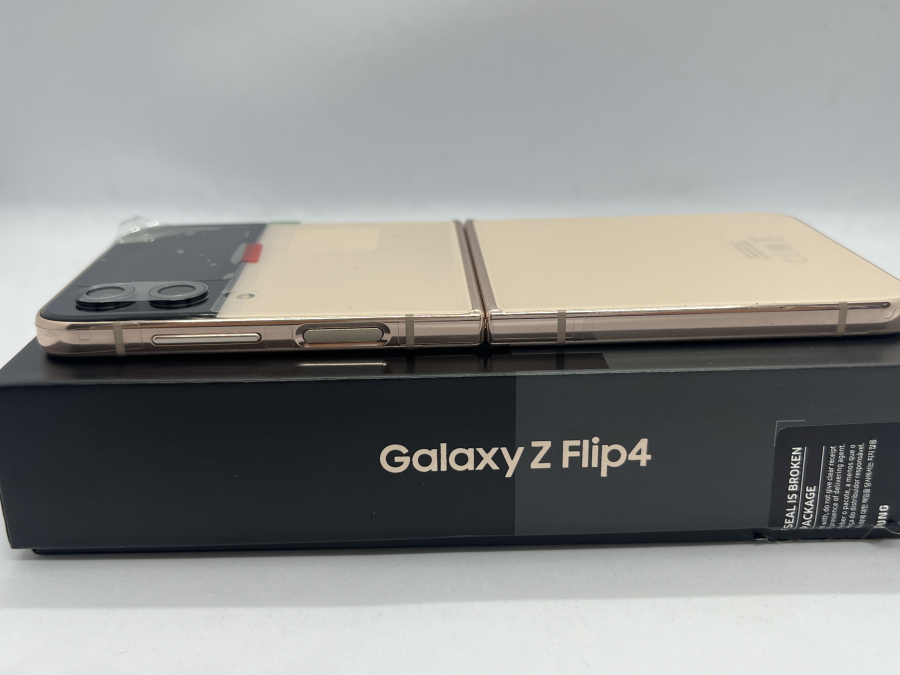 Samsung Galaxy Z Flip4 5G 8GB /128GB Roze Gold 