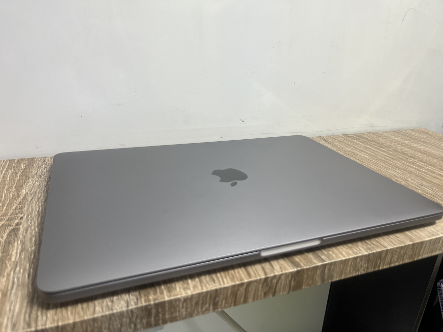 Apple MacBook Pro 16,2 13" Retina Touchbar 2020 Intel i5-1038NG7 2.00GHz 16GB (2x8GB ) / 500G SSD